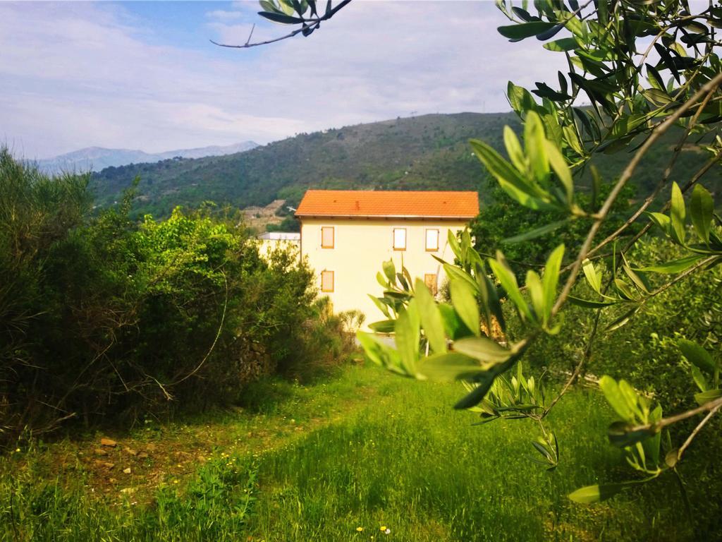 Agriturismo Monaci Templari Seborga Exteriör bild